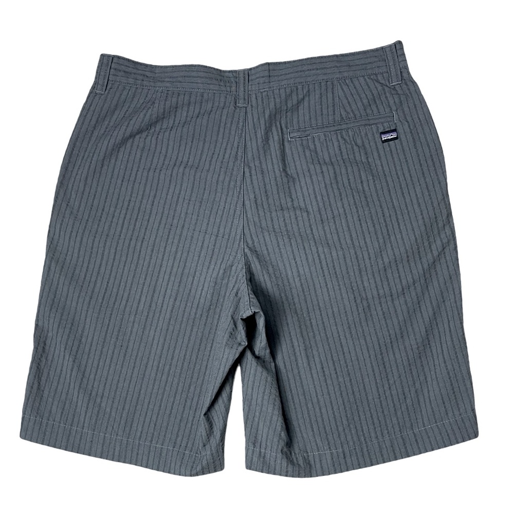 Patagonia Men’s Organic Cotton Gray Striped Seer Sucker Shorts 10” inseam EUC - Picture 3 of 5